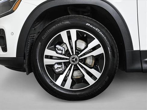 Certified 2026 Mercedes-Benz GLB 250 4MATIC image 26