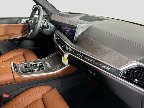 New 2026 BMW X5 xDrive40i w/ M Sport Package image 30