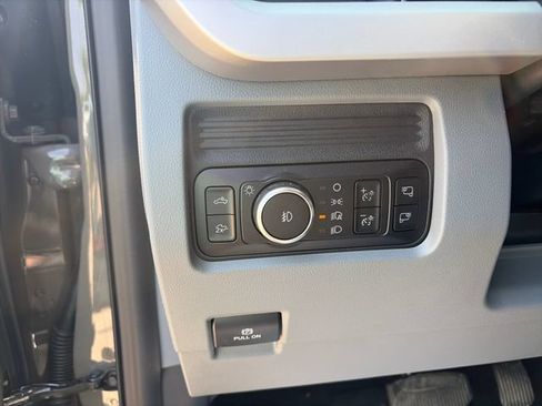 Used 2026 Ford F350 XLT w/ XLT Premium Package AWD/4WD image 9