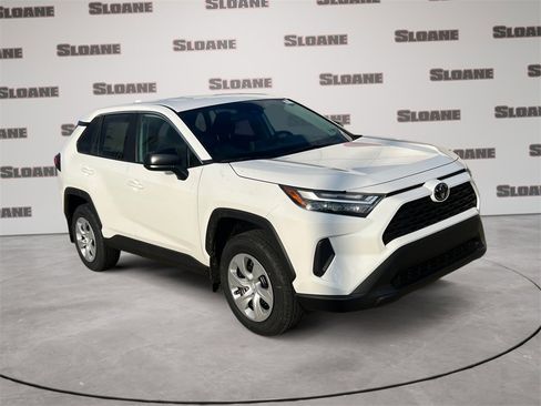 New 2025 Toyota RAV4 LE image 7