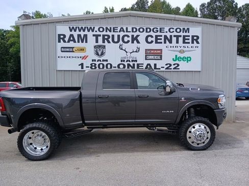 Used 2024 RAM 3500 Limited w/ Safety Group AWD/4WD image 2