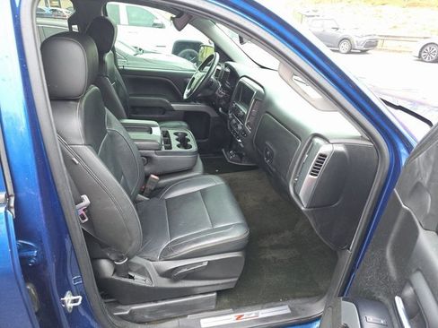 Used 2018 Chevrolet Silverado 1500 LT w/ All Star Edition image 5