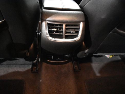 Used 2016 Chevrolet Malibu Hybrid w/ Leather Package image 29