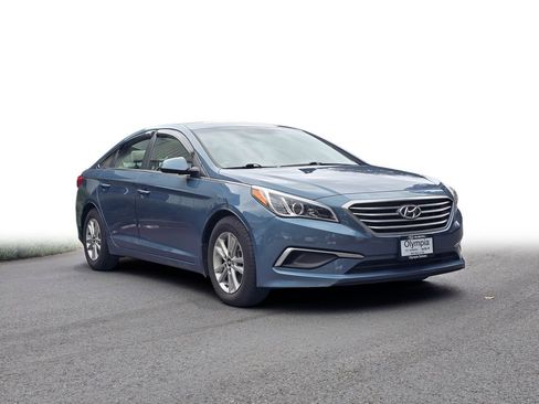 Used 2016 Hyundai Sonata SE FWD image 1