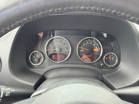 Used 2014 Jeep Patriot Limited FWD image 12