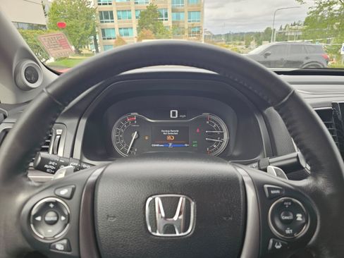 Used 2023 Honda Ridgeline RTL-E image 26