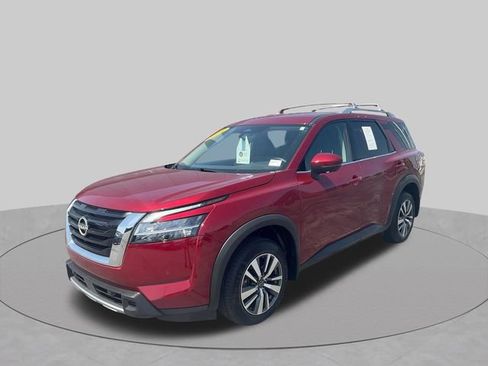 Certified 2024 Nissan Pathfinder SL AWD/4WD image 5
