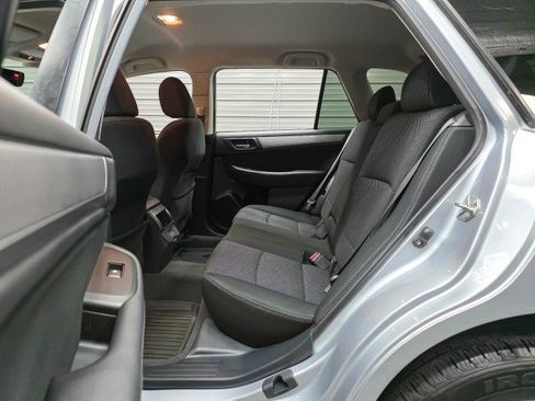 Used 2019 Subaru Outback 2.5i Premium AWD/4WD image 16