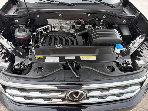 Certified 2023 Volkswagen Atlas SE w/ Black Wheel Package AWD/4WD image 31