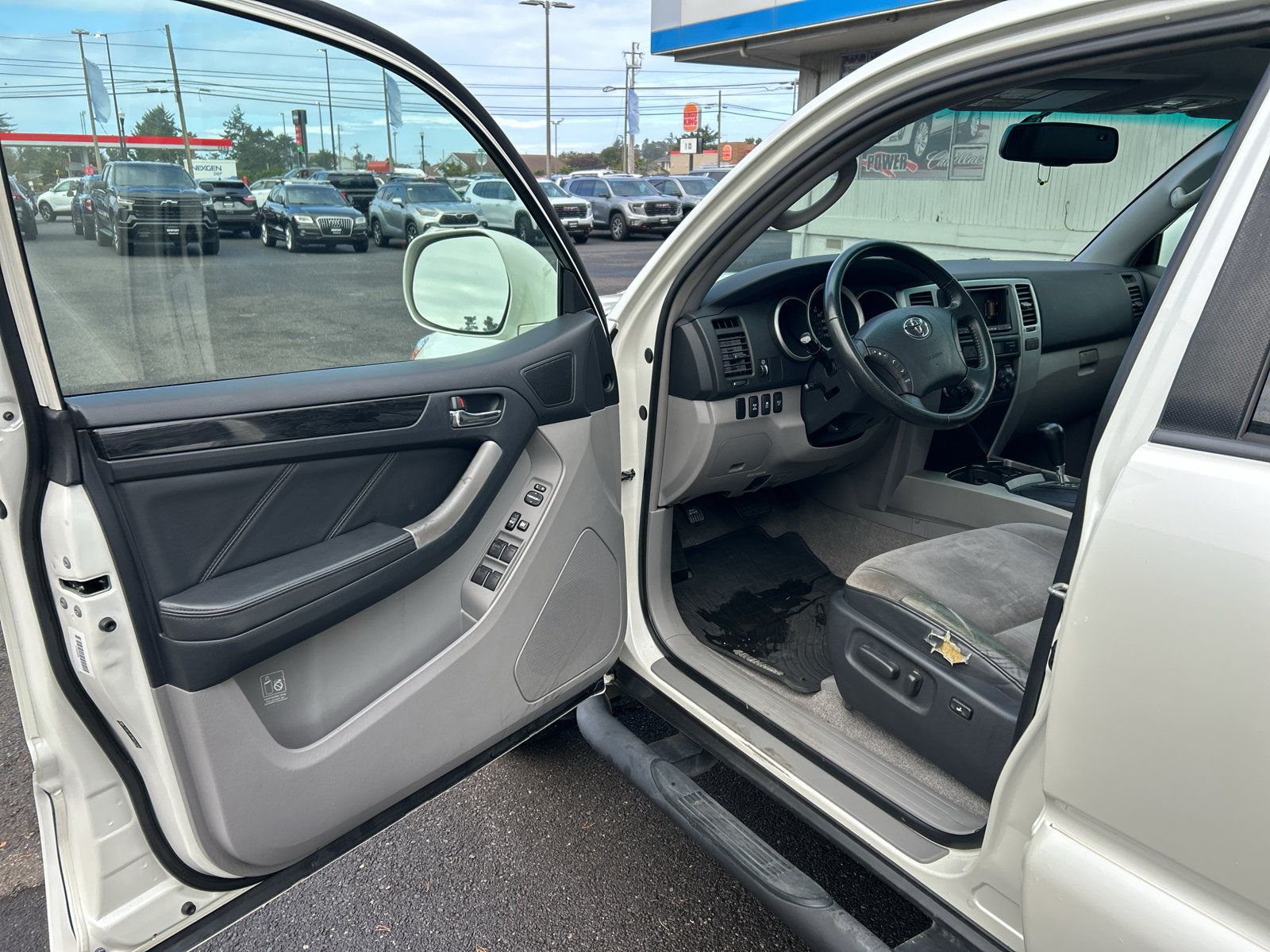 Used 2008 Toyota 4Runner Sport AWD/4WD image 11
