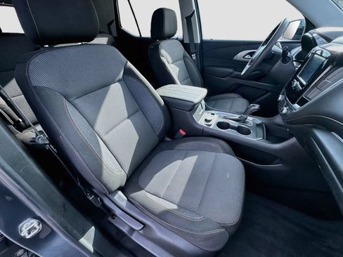 Used 2019 Chevrolet Traverse LS w/ LPO, Floor Liner Package FWD image 33