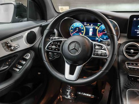 Certified 2022 Mercedes-Benz GLC 300 image 19