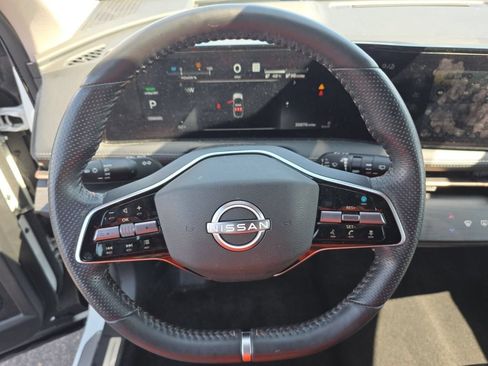 Used 2023 Nissan Ariya AWD image 4