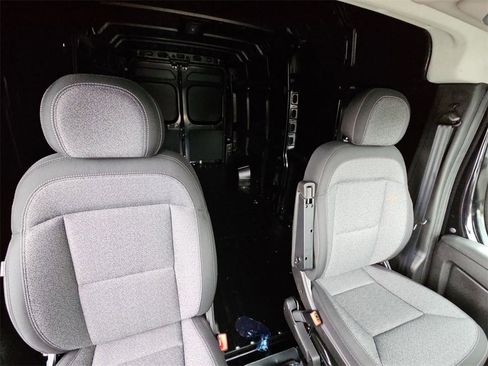 New 2026 RAM ProMaster 2500 w/ Convenience Group image 20