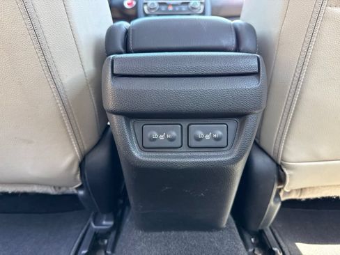 Used 2016 Honda Civic Touring image 19