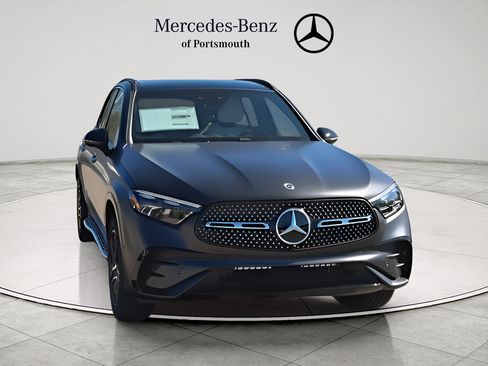 Used 2026 Mercedes-Benz GLC 300 4MATIC image 3