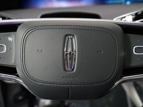 New 2026 Lincoln Nautilus Reserve AWD/4WD image 35