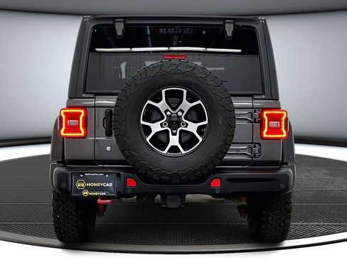Used 2018 Jeep Wrangler Unlimited Rubicon AWD/4WD image 5