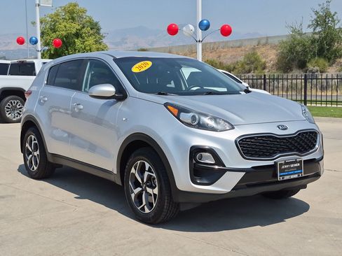 Used 2020 Kia Sportage LX AWD/4WD image 7