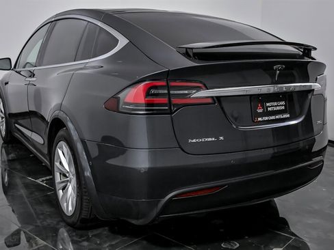 Used 2016 Tesla Model X 75D image 8