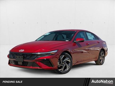 New 2025 Hyundai Elantra Limited image 1