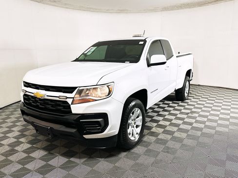 Used 2022 Chevrolet Colorado LT w/ Fleet Safety Package image 7