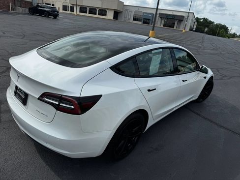 Used 2021 Tesla Model 3 Long Range AWD/4WD image 3