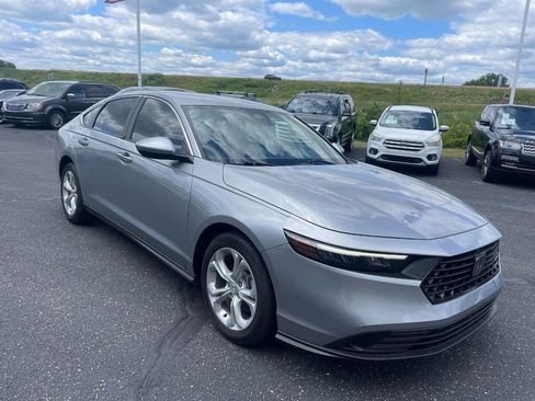 Used 2023 Honda Accord LX image 2