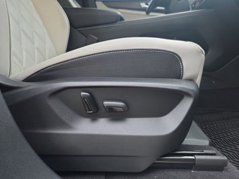 Used 2024 Volkswagen Atlas Cross Sport SEL Premium R-Line image 30