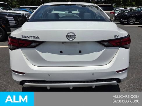 Used 2024 Nissan Sentra SV FWD image 11