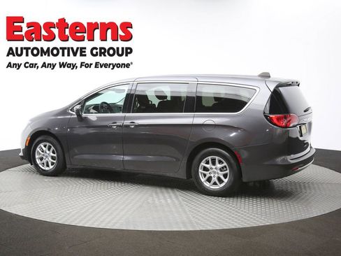 Used 2023 Chrysler Voyager LX image 62