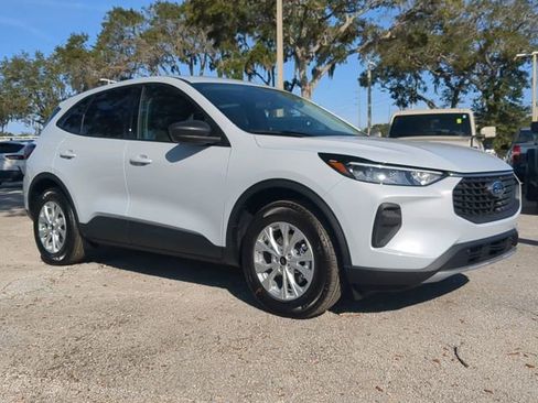 New 2026 Ford Escape Active image 2