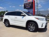 Used 2017 Toyota Highlander XLE image 3