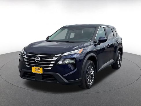 Used 2026 Nissan Rogue SV AWD/4WD image 7
