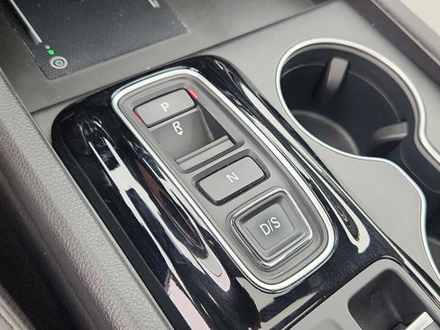 Certified 2023 Honda Pilot Touring image 14