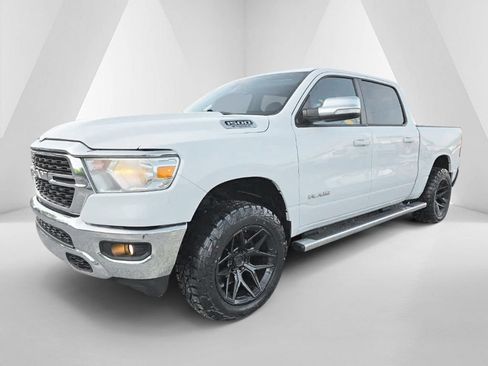 Used 2022 RAM 1500 Big Horn AWD/4WD image 3