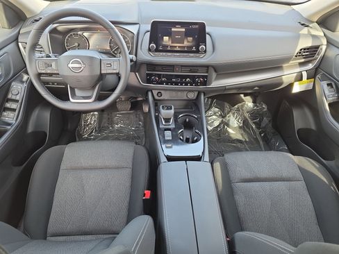 New 2026 Nissan Rogue SV w/ Cold Weather Package image 9