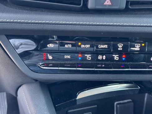 Used 2023 Buick Envision Essence image 21