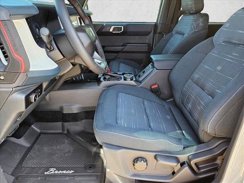 New 2026 Ford Bronco Heritage Edition AWD/4WD image 4