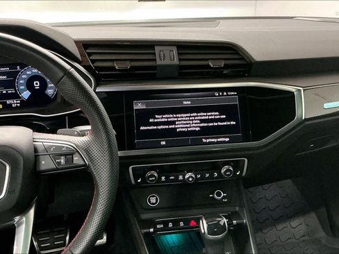 Used 2025 Audi Q3 2.0T Premium Plus w/ Premium Plus Package image 9