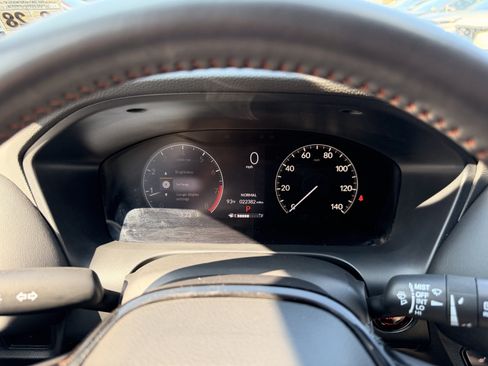 Used 2024 Honda HR-V Sport image 20