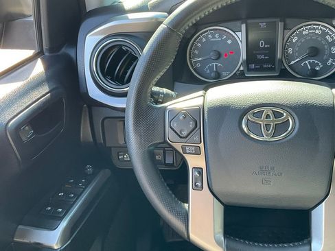 Used 2019 Toyota Tacoma SR5 image 39