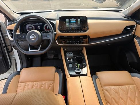 Used 2022 Nissan Rogue Platinum w/ Head-Up Display Package AWD/4WD image 20