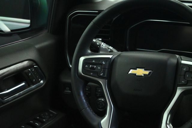 Used 2023 Chevrolet Silverado 1500 LTZ w/ Technology Package AWD/4WD image 41