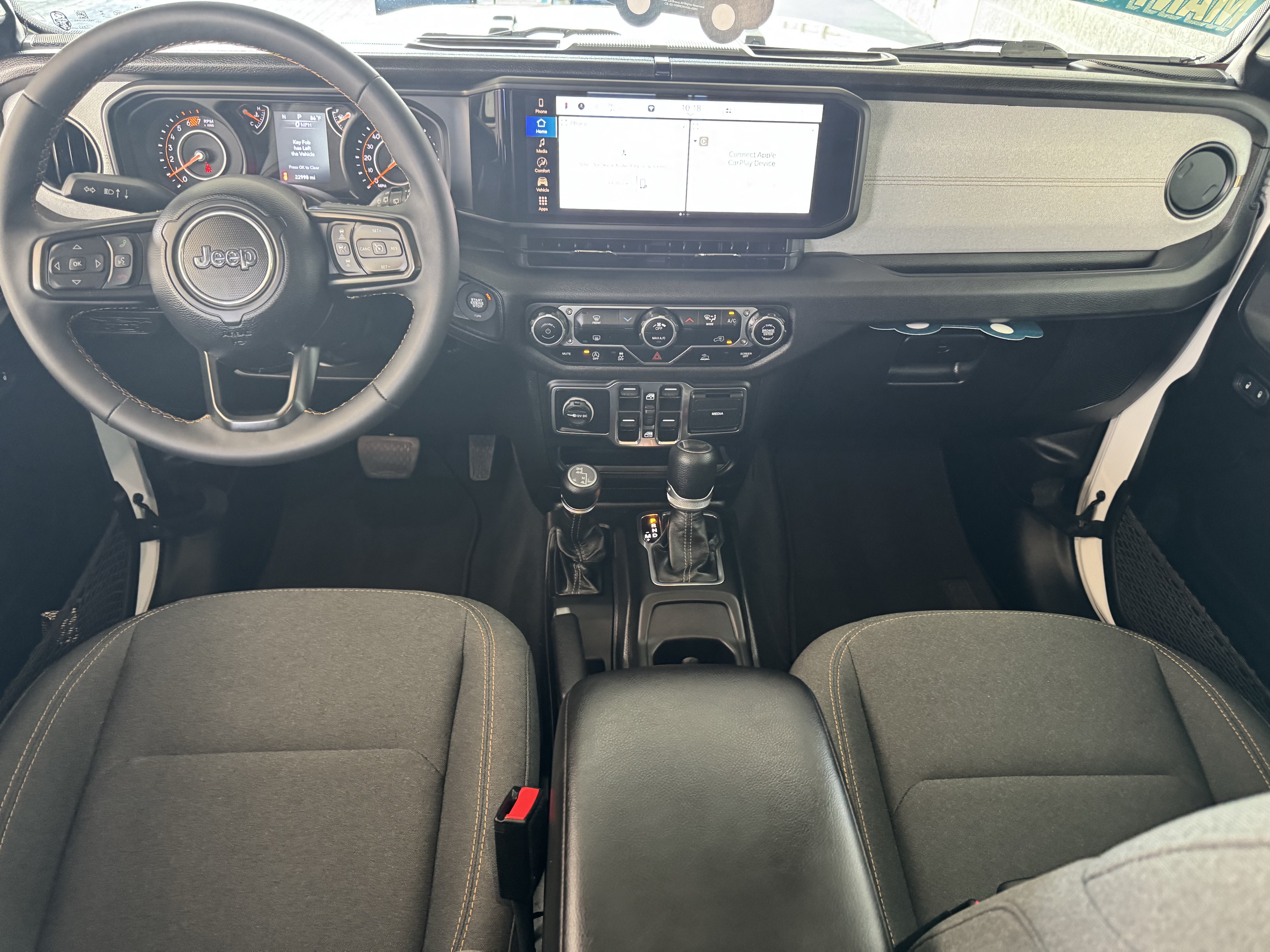 Used 2024 Jeep Wrangler Unlimited Sport AWD/4WD image 17