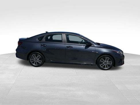Used 2024 Kia Forte GT-Line FWD image 2