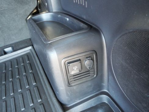 Used 2019 Toyota 4Runner Limited image 19