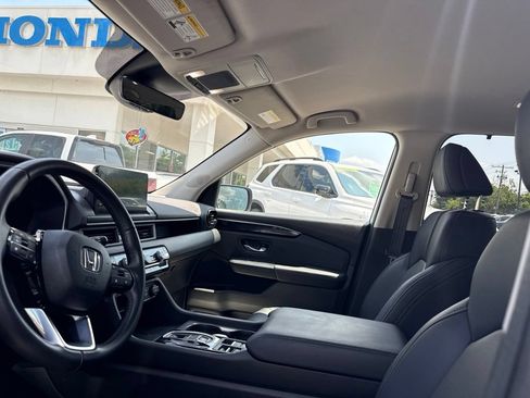 Used 2023 Honda Pilot EX-L image 10