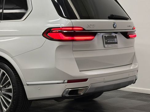 Used 2023 BMW X7 xDrive40i w/ Executive Package AWD/4WD image 6