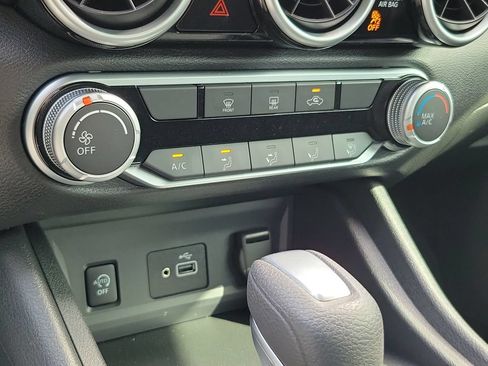 Used 2025 Nissan Sentra S FWD image 24